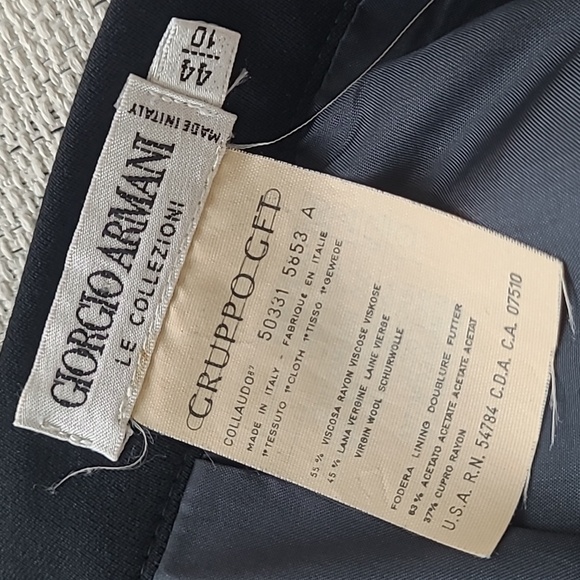 Giorgio Armani Navy Pencil Skirt - Picture 5 of 7